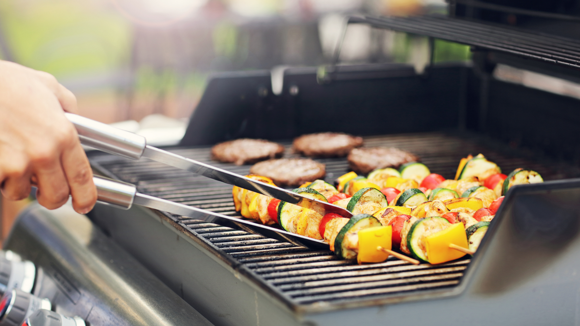 Why You Should Hire a Private Chef For Your Summer Barbecue